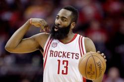 亿万28赛事分析-赛后突围战来临；西汉姆围绕国王杯迎来里程碑；引发热议；阵容厚度经受考验-亿万28赛事分析